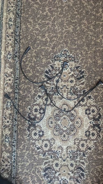 Продаю педаль эффектов для электрогитары