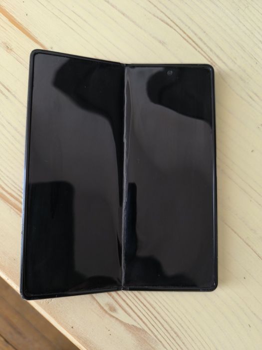 Samsung galaxy z fold 2