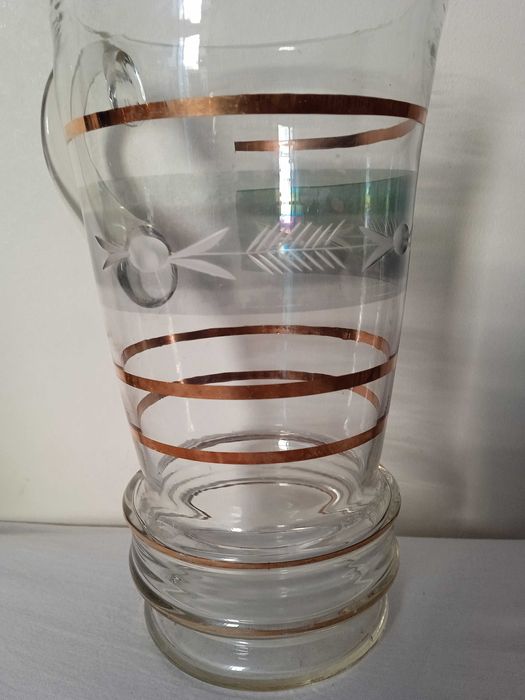 Кана за напитки антик гравиране позлата