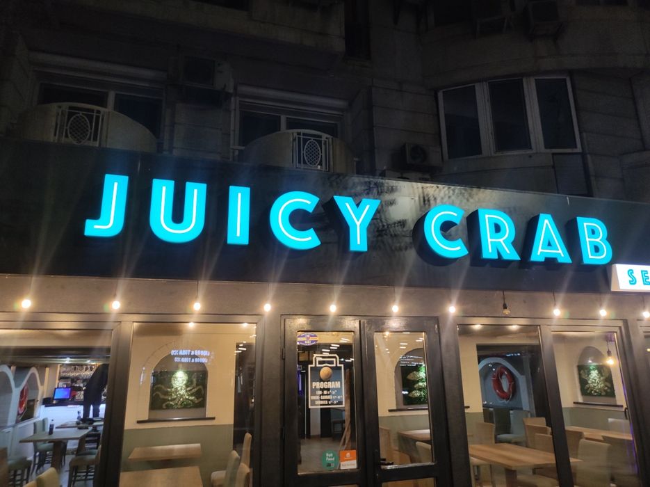 Litere volumetrice,casete luminoase,reclame