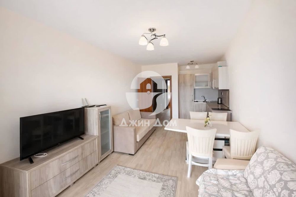 Продава се Двустаен апартамент в к.к. Слънчев бряг - 60 кв.м за 1148 €/кв.м - Снимка #1
