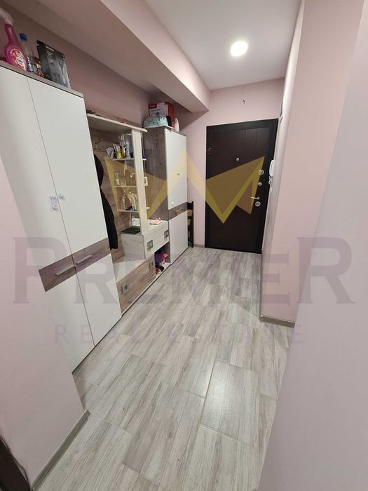 Продава се Тристаен апартамент в Варна, Победа - 82 кв.м за 2275 €/кв.м - Снимка #2