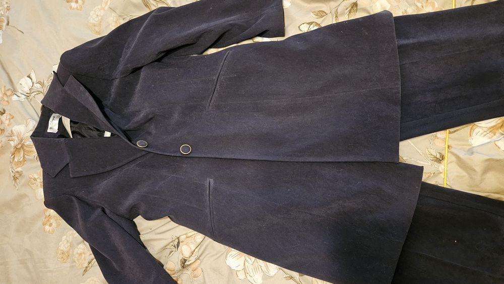 Костюм от две части