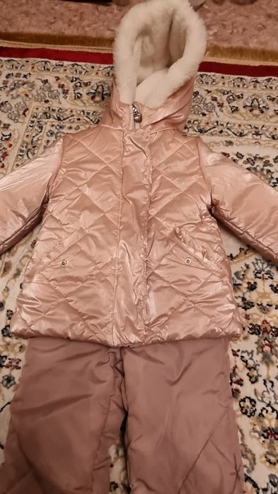 Куртка с комбинезоном на девочку