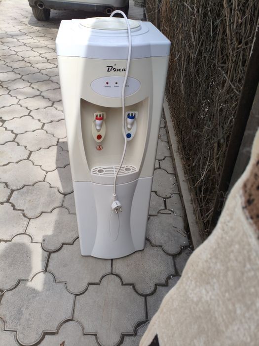 Продам кулер для воды