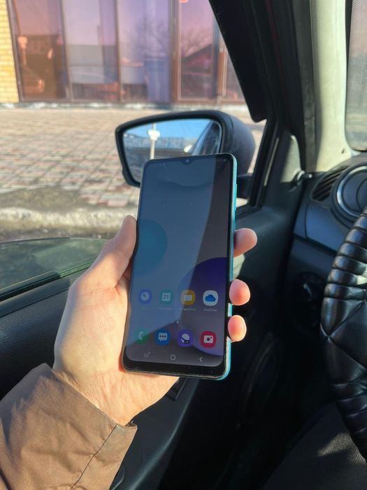 Продам смартфоны