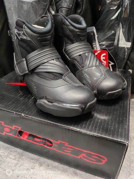 Alpinestars Stella SMX-1 R V2 Vented номера 38 и 40
