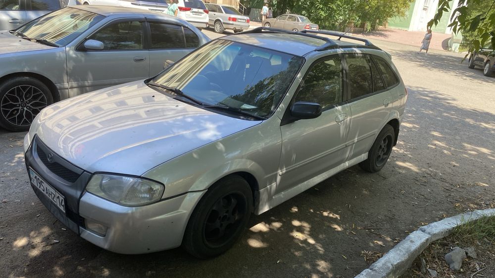 Продам Mazda Familia 1999