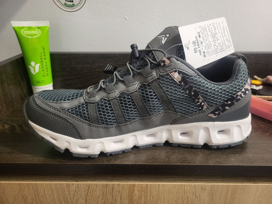 Кроссовки летние, сетка