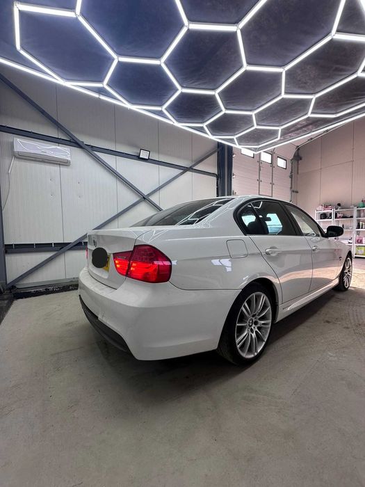 Dezmembrez BMW Seria 3 E90 LCI