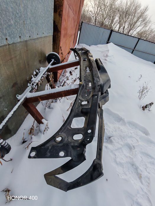 Продам решётку, телевизор, фары пассат б3