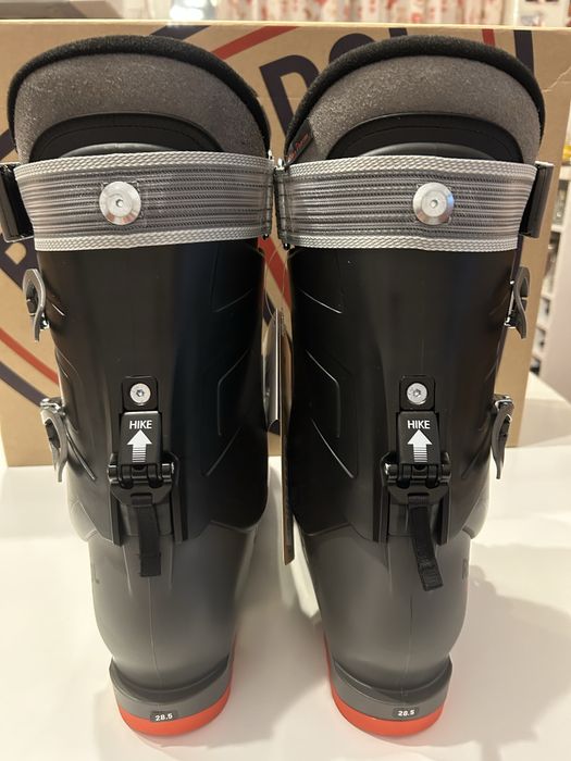 Clapari pentru barbati marime 28,5 sau 42,5/43 noi/nefolositi