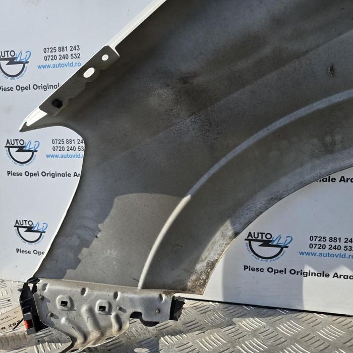 Aripa fata dreapta Opel Zafira B