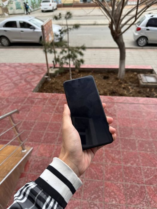 Poco f5 pro 5g ideal