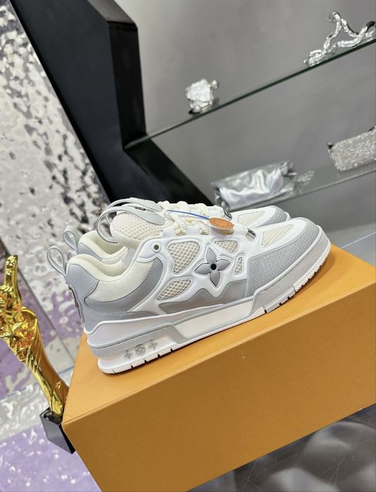 Adidasi Louis Vuitton Skate white and gray