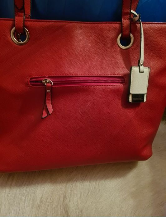 Маркови чанти на ниски цени