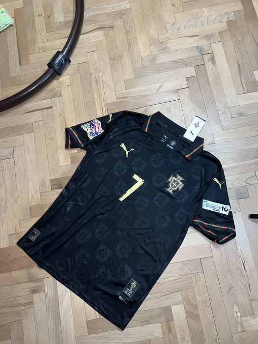 Футболни тениски