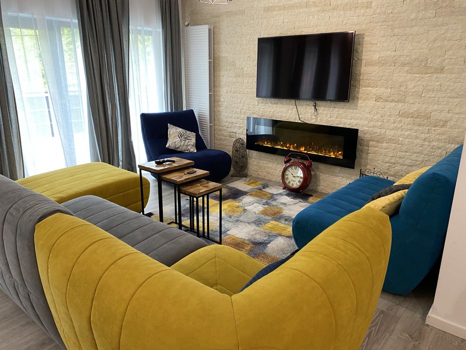 VILĂ LUX de vanzare in Busteni, langa CANTACUZINO 5 camere bai proprii