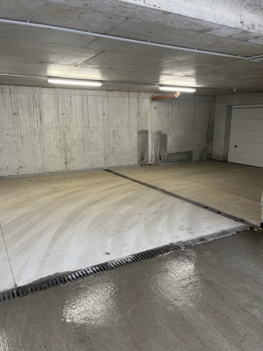 Дава се под наем Гараж / Паркомясто в София, Овча купел 2 - 20 кв.м за 35000 € - Снимка #1