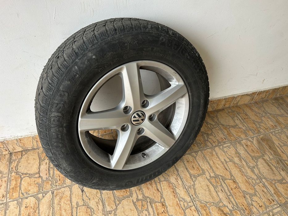 Roti complete Jante Cauciucuri 235 65 R17 Originale VW