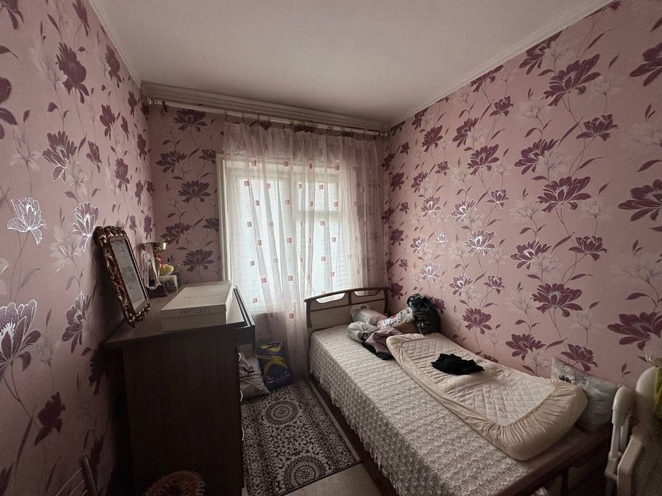 Продаётся 2-комн квартира. р-н Янгихает, Дустлик -1. Срочно