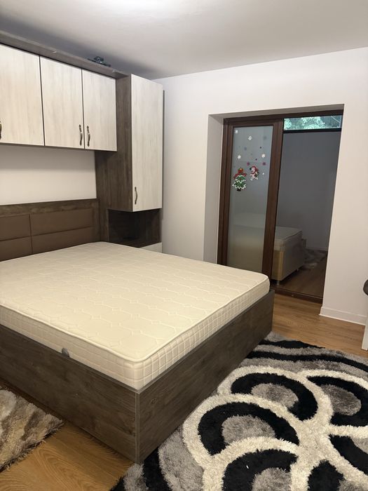 Vand apartament  2 camere