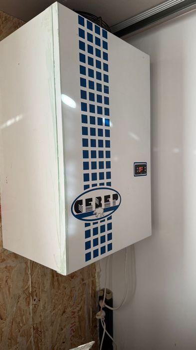 Продам холодильник