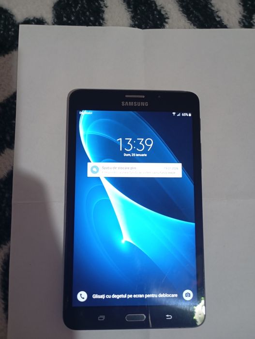 Vând tableta Samsung Galaxy A6