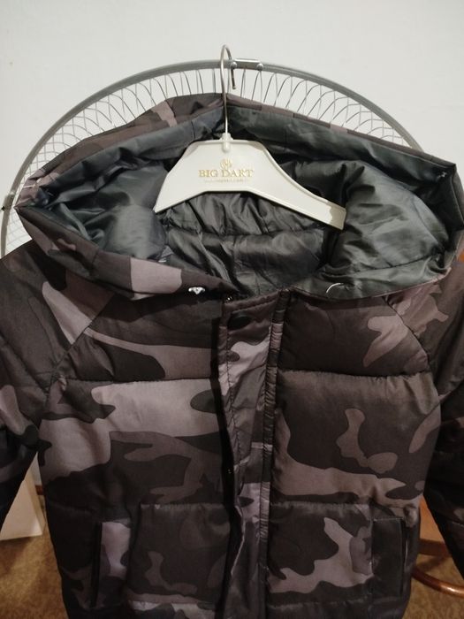 Продам куртку на мальчика 7-9 лет