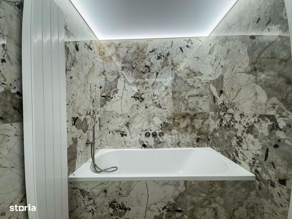3 Camere Lux| 90 Mp -Cortina 126| Erou Iancu Nicolae