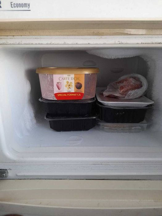 Хладилник Либхер/Liebher горен фризер