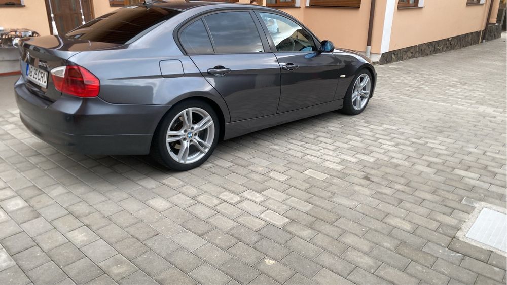 Bmw e90 in stare foarte buna