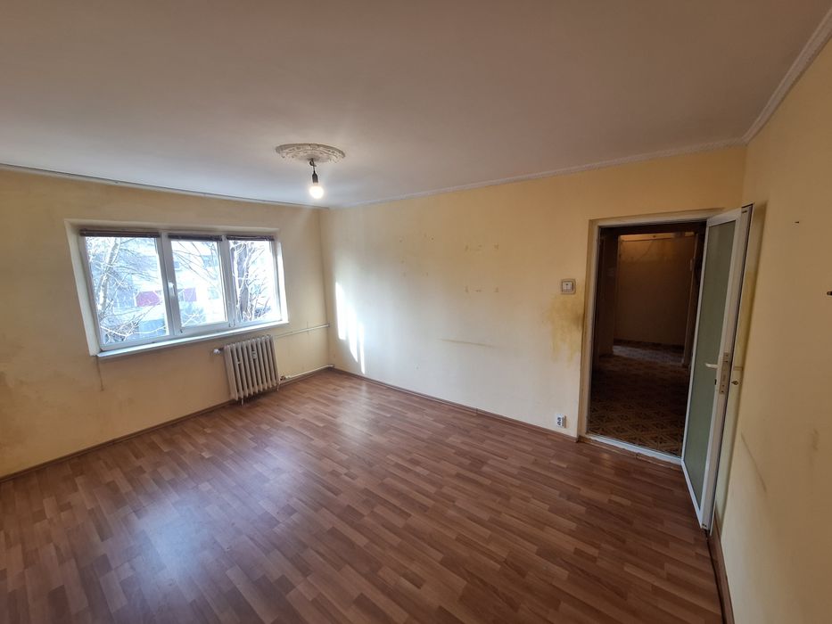 VÂND/SCHIMB * APARTAMENT 3 CAMERE * Str Tulcei * Tomis Nord * Etaj 2 *