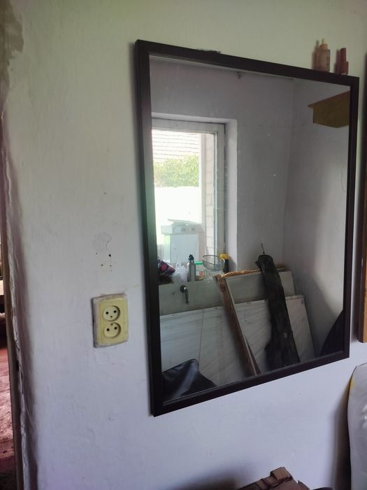 Зеркало бу всё целое