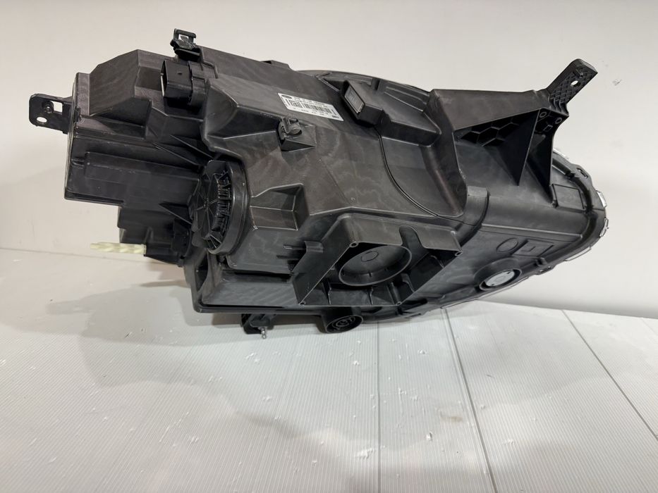 Far led stânga și dreapta Ford Puma 2019/2024 L1TB-13101-EK/13100EH