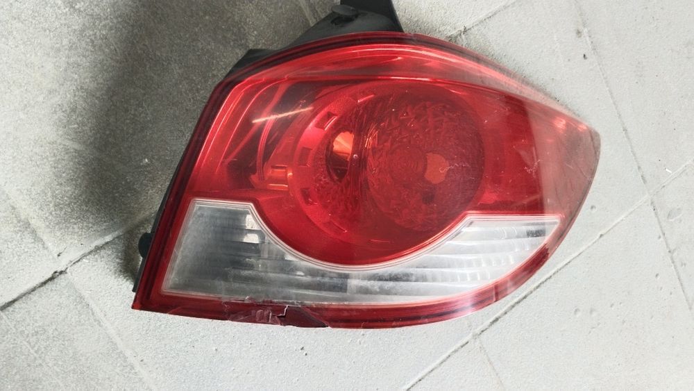 Задний фонарь Шевроле Круз