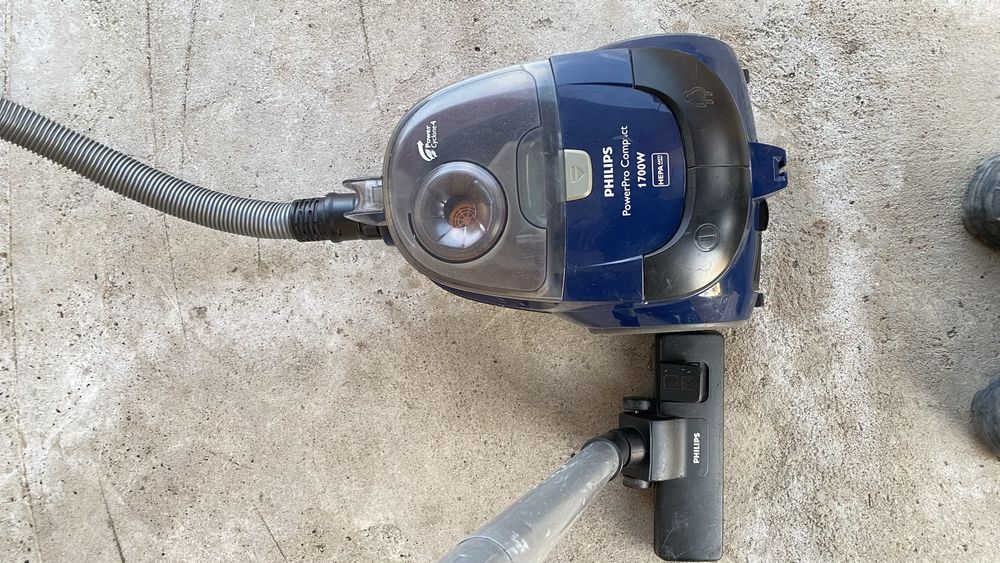 Продам пылесос Philips