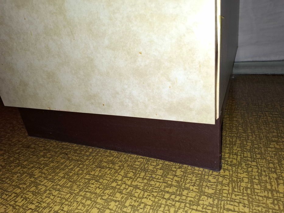 Пенал для кухни. ГДР. Две секции. В отличном состоянии.