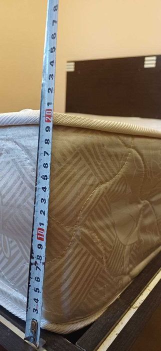 Продается двухспальная кровать