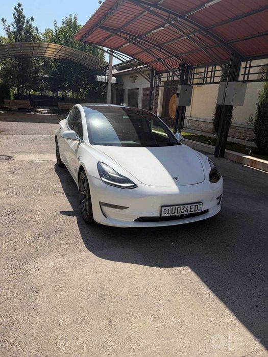 Tesla Model 3 Long Range Dual Motor AWD | Premium