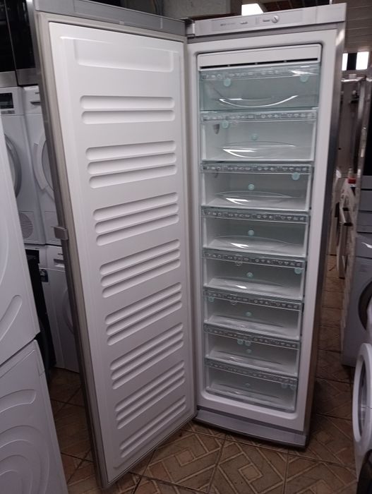 Огромен иноксов фризер Миеле Miele no Frost A+++ 2 години гаранция!