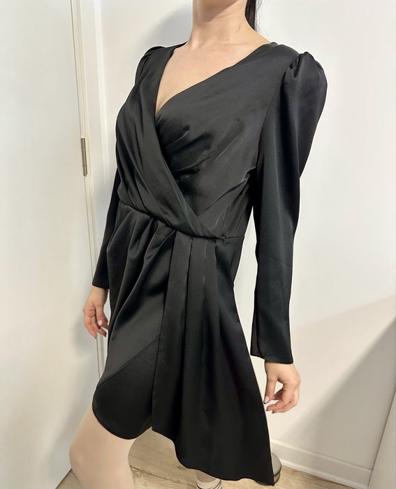 Черна рокля River Island