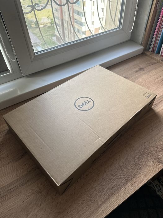 Dell VOSTRO 3520 |новый ноутбук