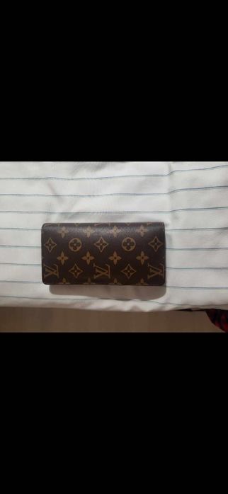 Дамско портмоне.