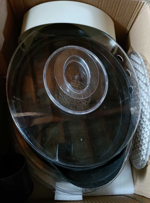 Aparat de gatit cu aburi Heinner