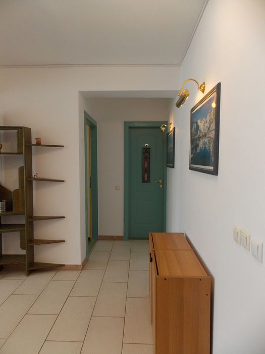 PROPIETAR Inchiriez  apartament 2 camere decomandate ,cartier Strand