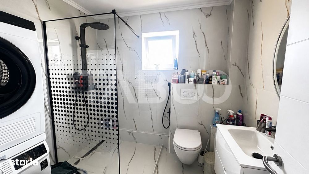 Apartament de vanzare 3 camere decomandate loc parcare Selimbar