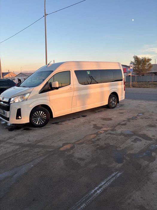 Аренда Toyota Hiace