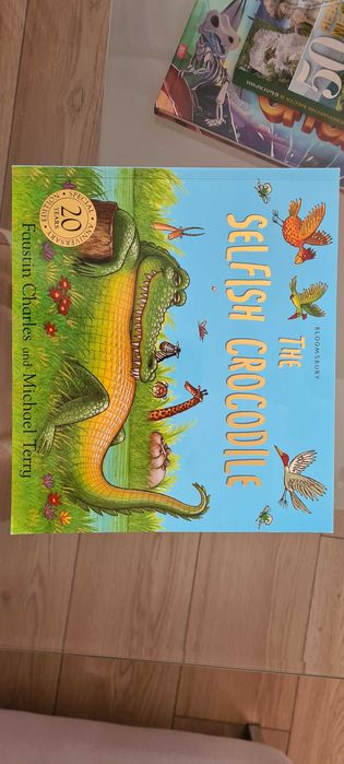 8 книги на английски език