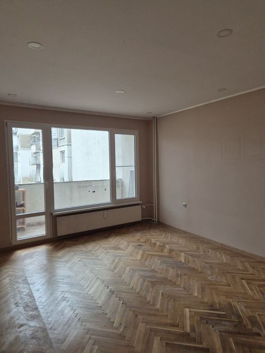 Продава се Двустаен апартамент в София, Люлин 10 - 68 кв.м за 1388 €/кв.м - Снимка #2